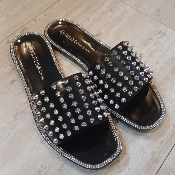 Wild Diva Shoes Stunning Wild Diva Lounge Studded Rhinestone